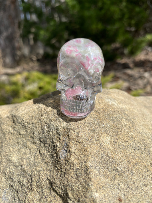 Bessy: Heart Chakra Tiny Skull
